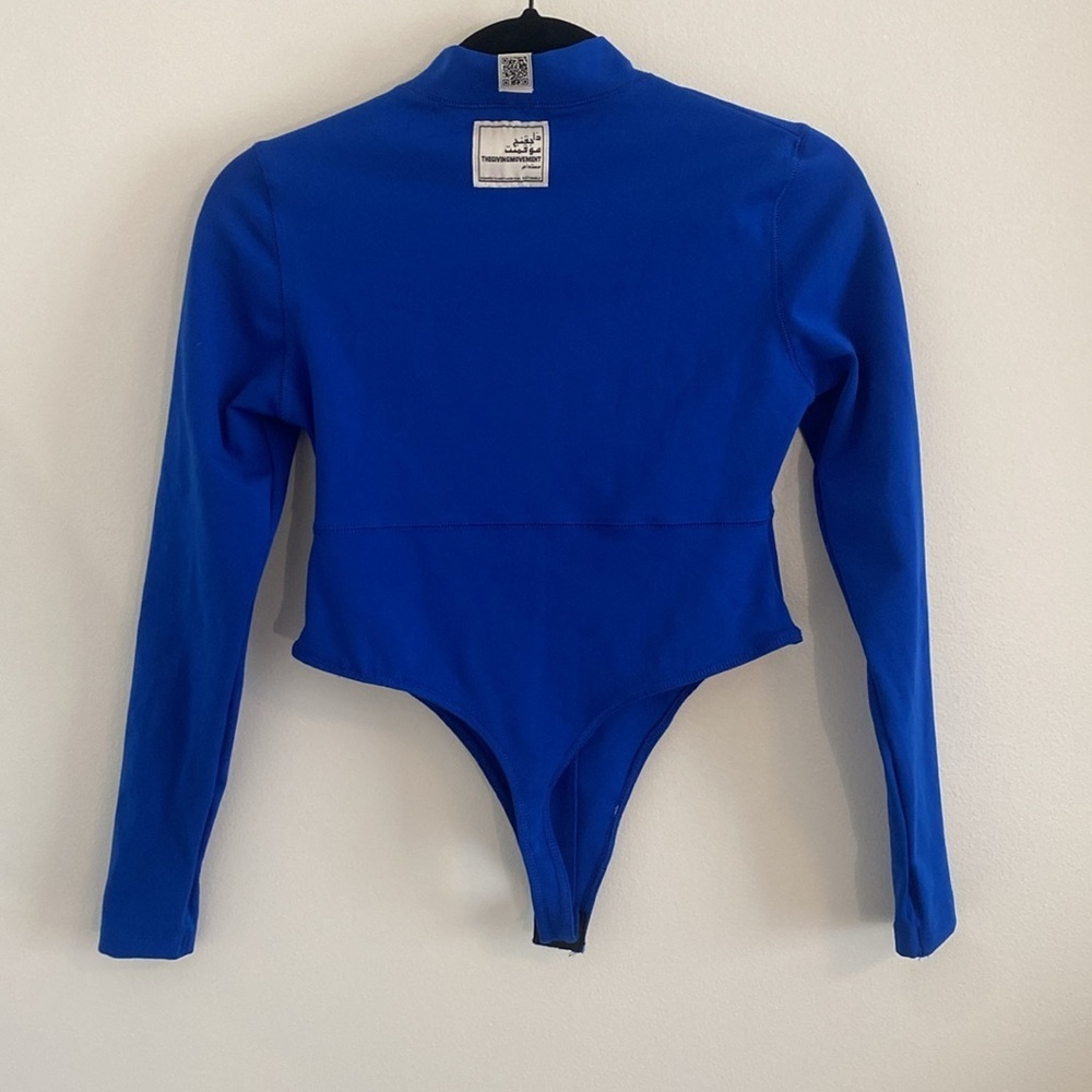 The Giving Movement Long Sleeve Royal Blue Softskin Bodysuit Size Medium — image 4 of 6